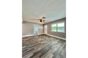 801 40TH AVENUE, ST PETERSBURG, FL 33703 - MLS#MFRTB8407011