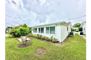 9830 44TH WAY, PINELLAS PARK, FL 33782 - MLS#MFRTB8407058