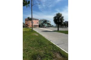 13707 PLYMOUTH STREET, MADEIRA BEACH, FL 33708 - MLS#MFRTB8407102