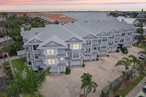 203 46th Ave, ST PETE BEACH
