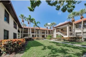 1004 Hammock Pine Blvd #10, CLEARWATER