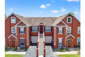9042 Lake Chase Island Way, TAMPA