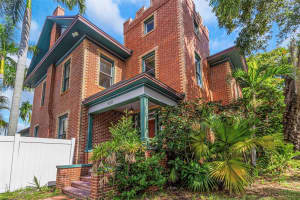950 12TH STREET, ST PETERSBURG, FL 33705 - MLS#MFRTB8407200
