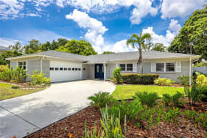 10504 LACERA DRIVE, TAMPA, FL 33618 - MLS#MFRTB8407360