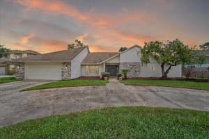2004 N Golfview Dr, PLANT CITY