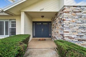 2004 GOLFVIEW DRIVE, PLANT CITY, FL 33566 - MLS#MFRTB8407365