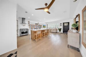 121 28TH AVENUE, ST PETERSBURG, FL 33704 - MLS#MFRTB8407386
