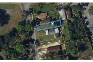 2500 N Baylen St Pensacola, FL 32501 - Off Market