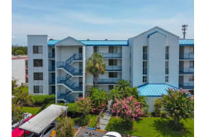 2424 TAMPA BAY BOULEVARD, TAMPA, FL 33607 - MLS#MFRTB8407431