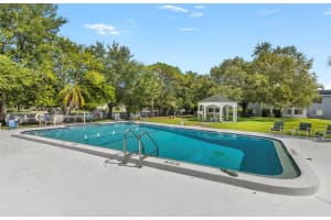 8651 10TH STREET, ST PETERSBURG, FL 33702 - MLS#MFRTB8407457