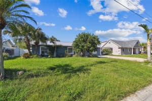 8708 THORNWOOD LANE, TAMPA, FL 33615 - MLS#MFRTB8407470