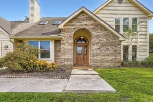 1675 COUNTRY LANE, DUNEDIN, FL 34698 - MLS#MFRTB8407474