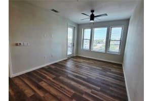 10215 ESTUARY LAKES DRIVE, TAMPA, FL 33619 - MLS#MFRTB8407509