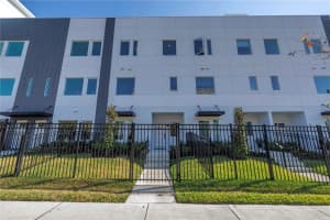 556 Dr Martin Luther King Jr St S, ST PETERSBURG