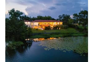 950 N Lake Otis Dr Se, WINTER HAVEN