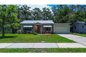 1825 San Mateo Dr, DUNEDIN