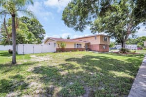 7398 WINDSOR LANE, CLEARWATER, FL 33764 - MLS#MFRTB8407637