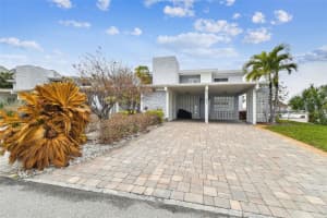 800 MADONNA BOULEVARD, TIERRA VERDE, FL 33715 Sold 10/27/25