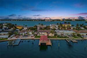 74 WINDWARD ISLAND, CLEARWATER BEACH, FL 33767 - MLS#MFRTB8407643