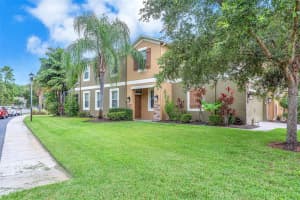12510 SHIREBROOK COURT, TAMPA, FL 33626 - MLS#MFRTB8407651