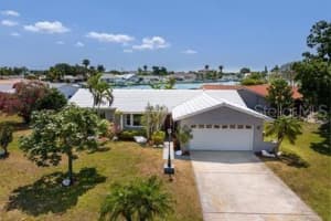 605 CAPRI BOULEVARD, ST PETERSBURG, FL 33706 - MLS#MFRTB8407656