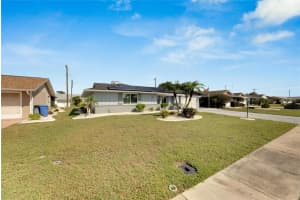 1743 Council Dr Sun City Center, FL 33573 - Off Market
