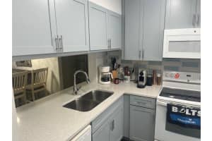 6372 PALMA DEL MAR BOULEVARD, ST PETERSBURG, FL 33715 - MLS#MFRTB8407825