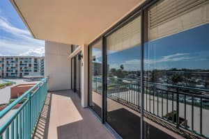 1 KEY CAPRI #310E, TREASURE ISLAND, FL 33706 - MLS#MFRTB8407889