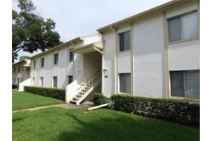 105 Palmetto Ct, OLDSMAR