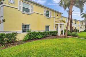 121 Seahorse Dr Se #a, ST PETERSBURG