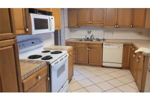 7211 32ND AVENUE, ST PETERSBURG, FL 33710 Sold 08/08/25