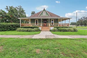 37508 Church Ave Dade City, FL 33525 - Off Market