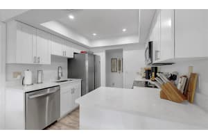 10713 OJUS DRIVE, TAMPA, FL 33617 - MLS#MFRTB8407993