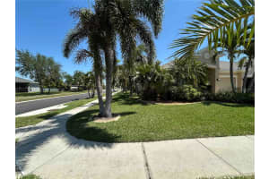 443 YORK DALE DRIVE, RUSKIN, FL 33570 - MLS#MFRTB8408028