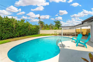 11361 88TH AVENUE, SEMINOLE, FL 33772 Sold 09/22/25