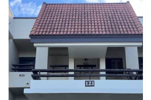 121 1ST STREET, ST PETERSBURG, FL 33715 - MLS#MFRTB8408051