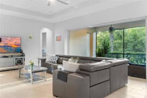 933 RIVERSCAPE STREET, BRADENTON, FL 34208 - MLS#MFRTB8408090