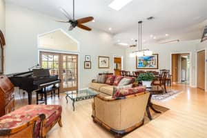 4424 FRIAR TUCK LANE, SARASOTA, FL 34232 Sold 08/27/25