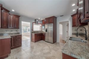 2421 BURLINGTON AVENUE, ST PETERSBURG, FL 33713 - MLS#MFRTB8408109