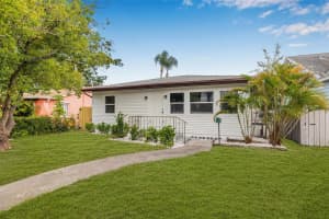 1302 22ND AVENUE, ST PETERSBURG, FL 33704 - MLS#MFRTB8408116