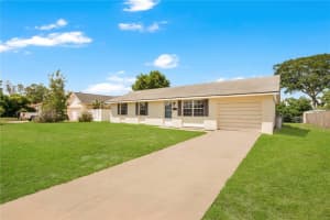 926 Wilmington Dr, DELTONA