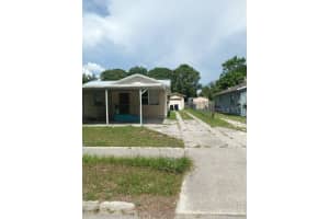 125 NELSON STREET, AUBURNDALE, FL 33823 Sold 11/03/25