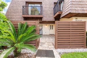 15239 W Pond Woods Dr #402, TAMPA