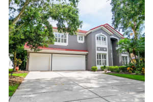18142 Regents Square Dr, TAMPA