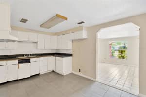 804 WALNUT DRIVE, SEFFNER, FL 33584 Sold 08/07/25