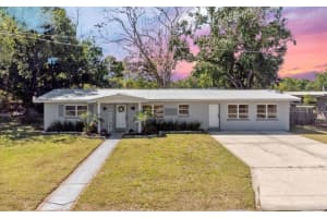2410 AVENUE B NW, WINTER HAVEN, FL 33880 Sold 08/19/25