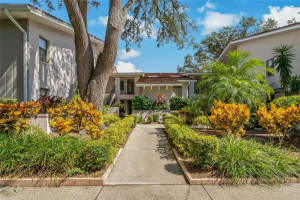 300 S Florida Ave #300f, TARPON SPRINGS