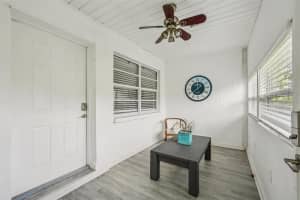 924 32ND STREET, ST PETERSBURG, FL 33713 - MLS#MFRTB8408370