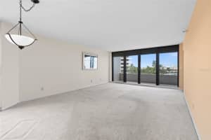 5950 PELICAN BAY PLAZA, ST PETERSBURG, FL 33707 - MLS#MFRTB8408463