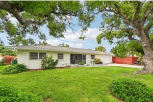 2110 Goldenrod St, SARASOTA